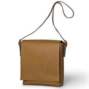 An italian style messenger bag - pierotucci