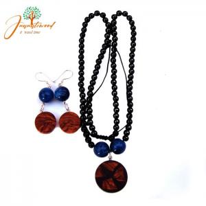 Earring and necklace nº 4 - jnanate wood