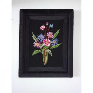 Flowers portrait ''black'' - coop fathia bouhsina