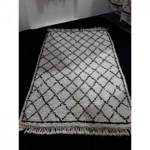 Small Berber carpet in black and white - IDODANE